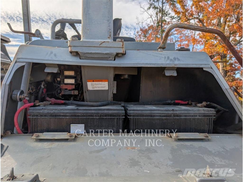 Komatsu 61EX Crawler dozers