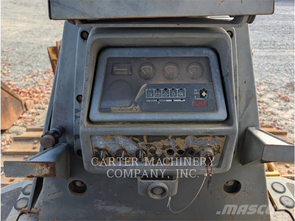 Komatsu 61EX Crawler dozers