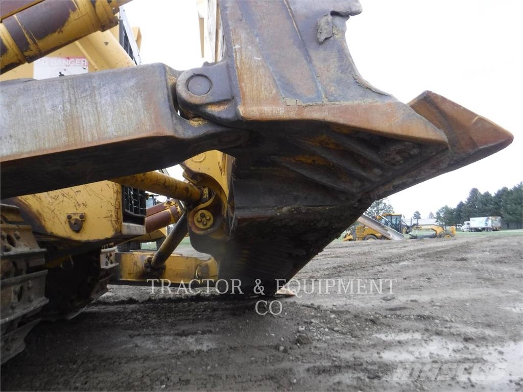 Komatsu D275AX-5EO Bouteurs sur chenilles
