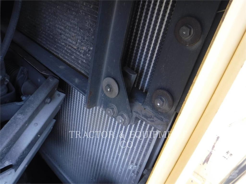Komatsu D275AX-5EO Bouteurs sur chenilles