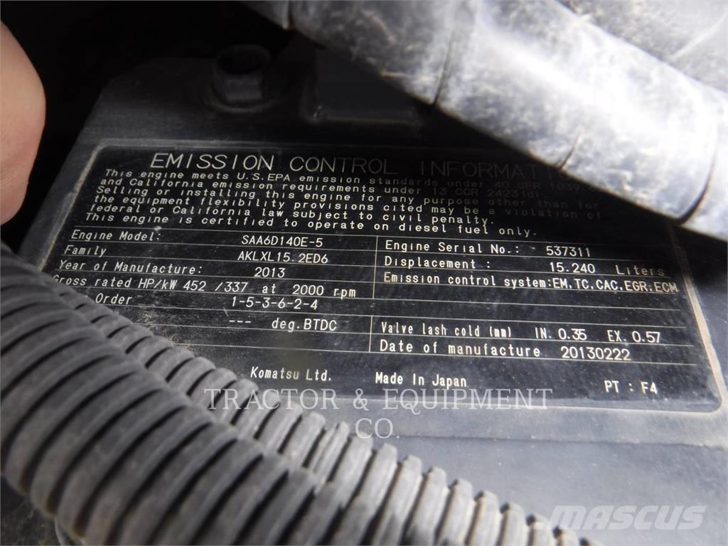 Komatsu D275AX-5EO Bouteurs sur chenilles