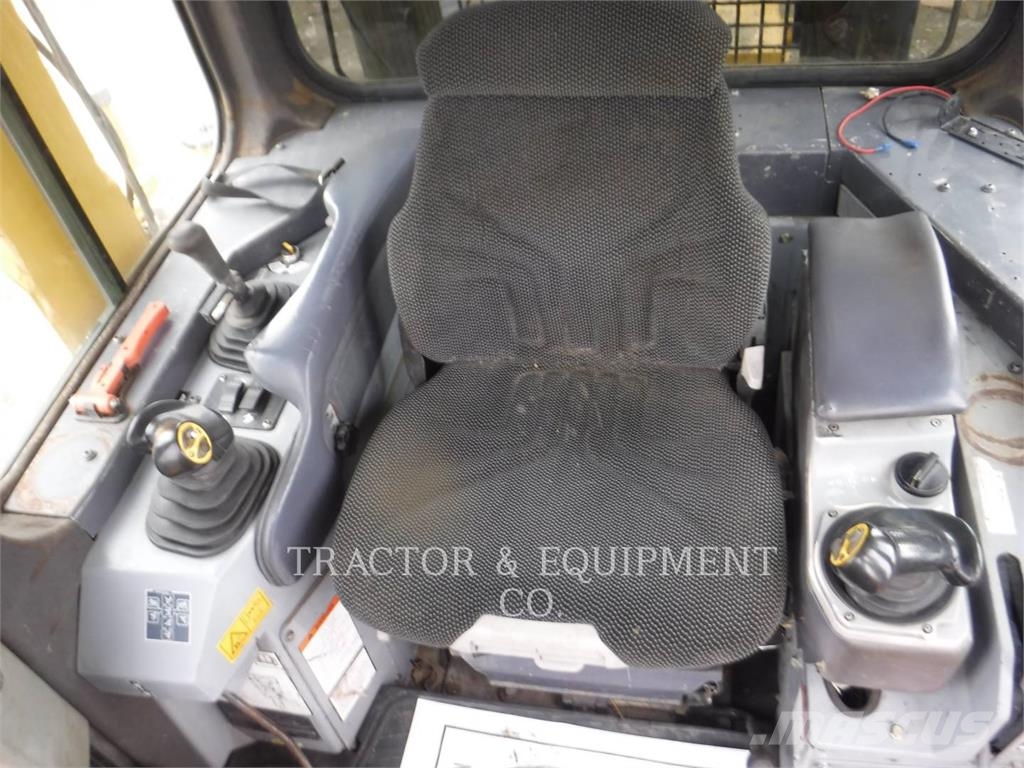 Komatsu D275AX-5EO Bouteurs sur chenilles