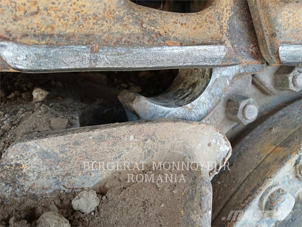 Komatsu D61PX-24 Paletli dozerler