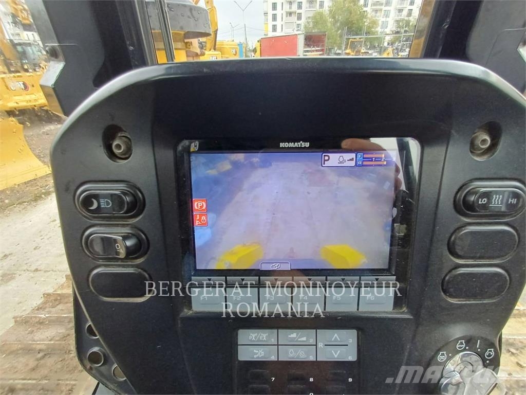 Komatsu D61PX-24 Paletli dozerler