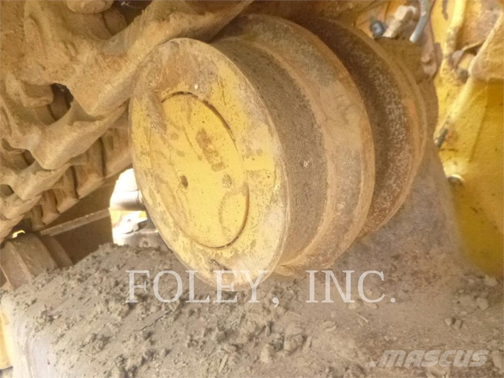 Komatsu D61PX1-23 Buldozer sobre oruga