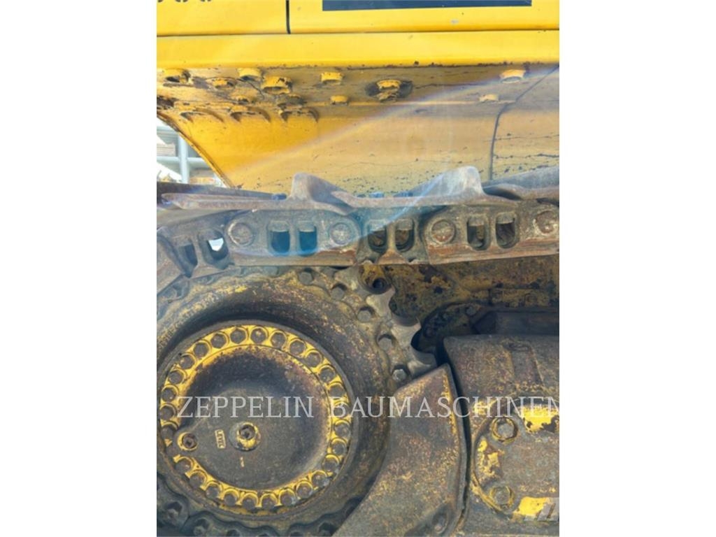 Komatsu D65PX-18 Buldožerji goseničarji