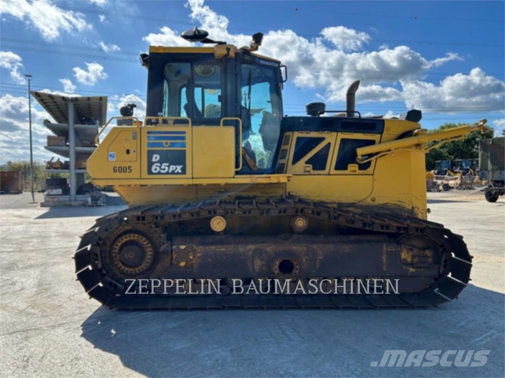 Komatsu D65PX-18 Buldožerji goseničarji
