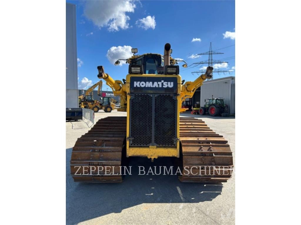 Komatsu D65PX-18 Buldožerji goseničarji