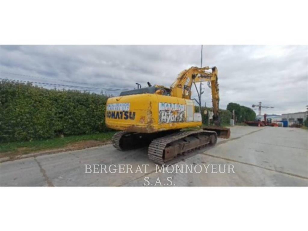 Komatsu HB215LC2 Paletli ekskavatörler