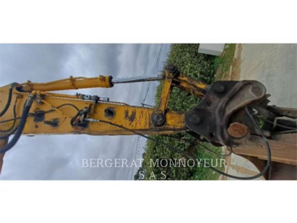 Komatsu HB215LC2 Paletli ekskavatörler