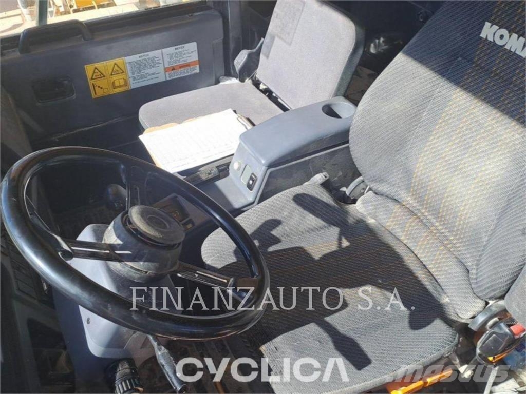 Komatsu HD465-7 Dumper - Knickgelenk