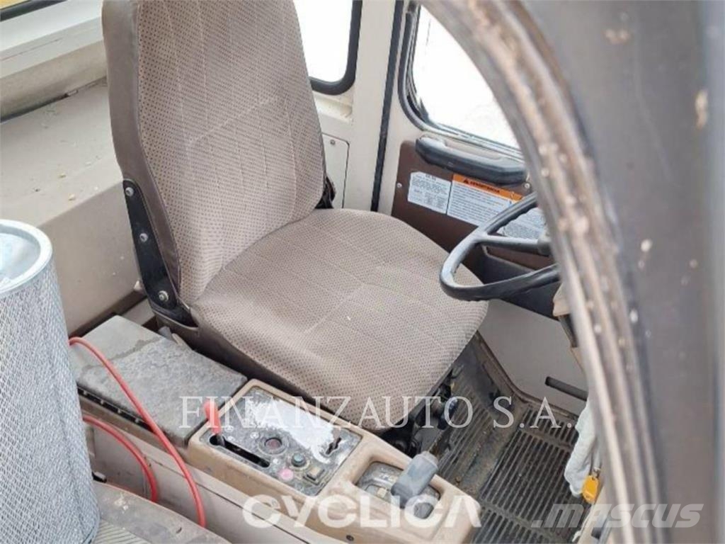 Komatsu HD785-5 Дъмпери/моторни превозни средства