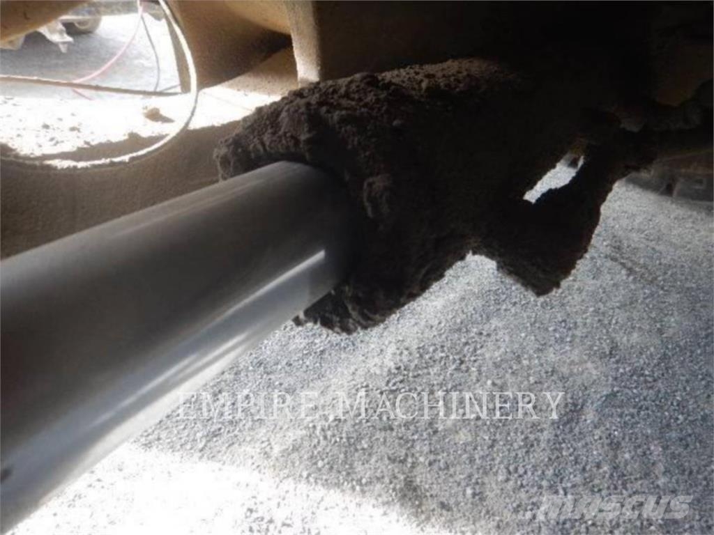 Komatsu HD785-7 Liigendraamiga pinnaseveokid
