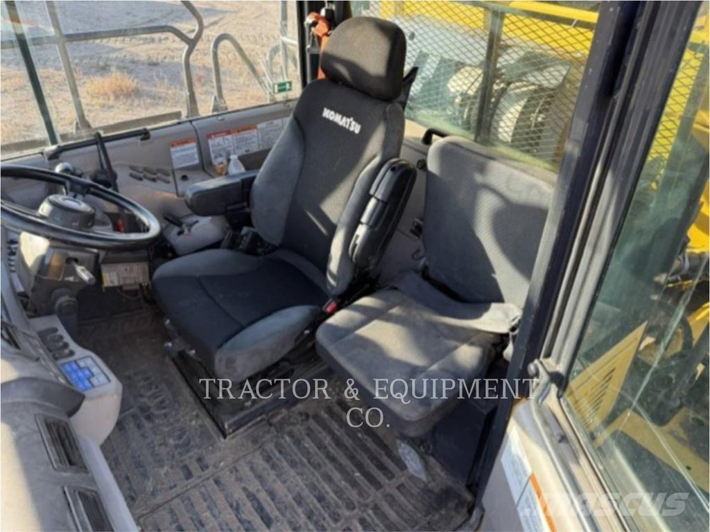 Komatsu HM400-5 Artikulētie pašizgāzēji