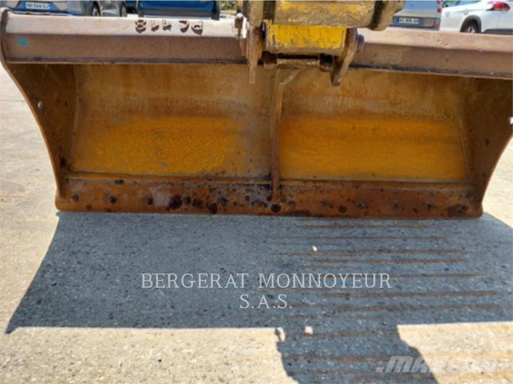 Komatsu PC118MR 履带挖掘机