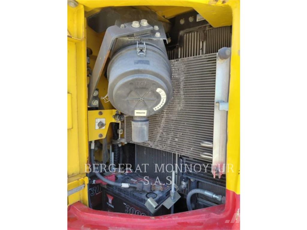 Komatsu PC118MR 履带挖掘机