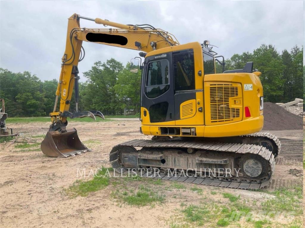 Komatsu PC138US-11 حفارات زحافة