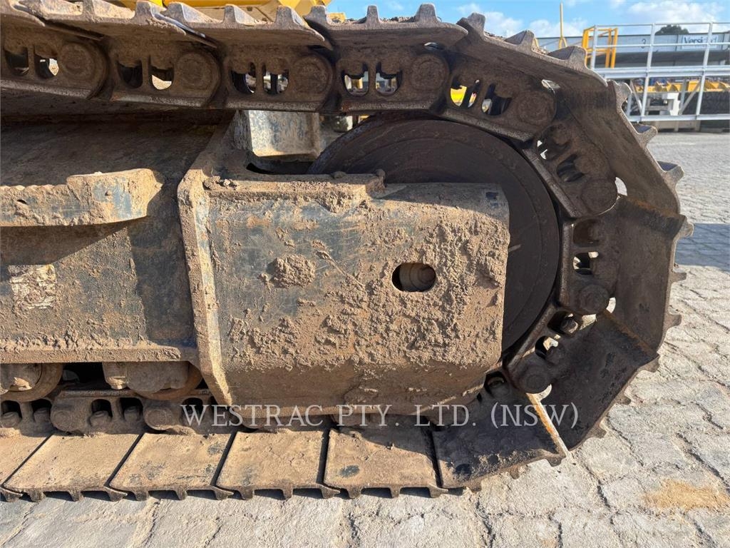 Komatsu PC170LC-11 Roomikekskavaatorid