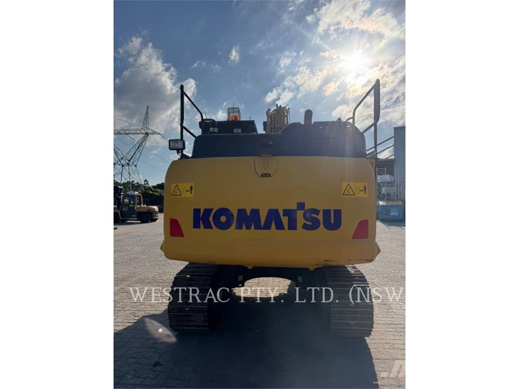 Komatsu PC170LC-11 Roomikekskavaatorid