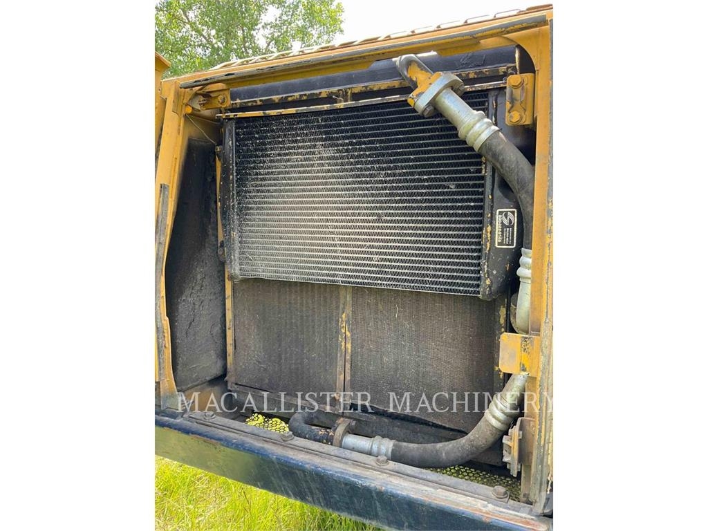 Komatsu PC220 Bagri goseničarji