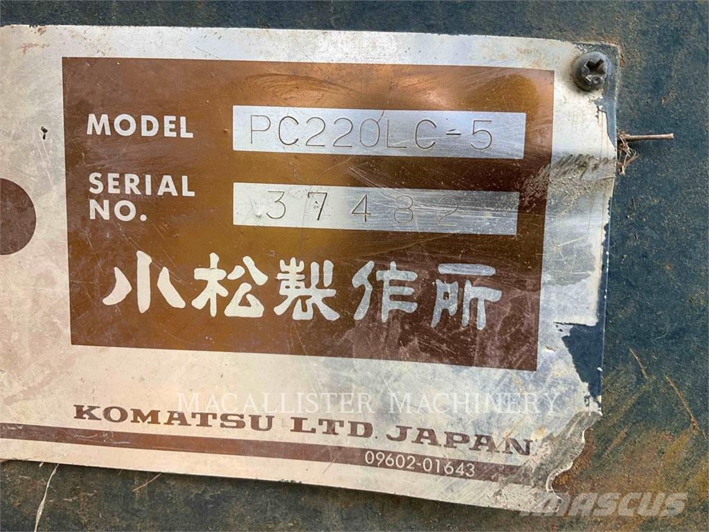 Komatsu PC220 Bagri goseničarji