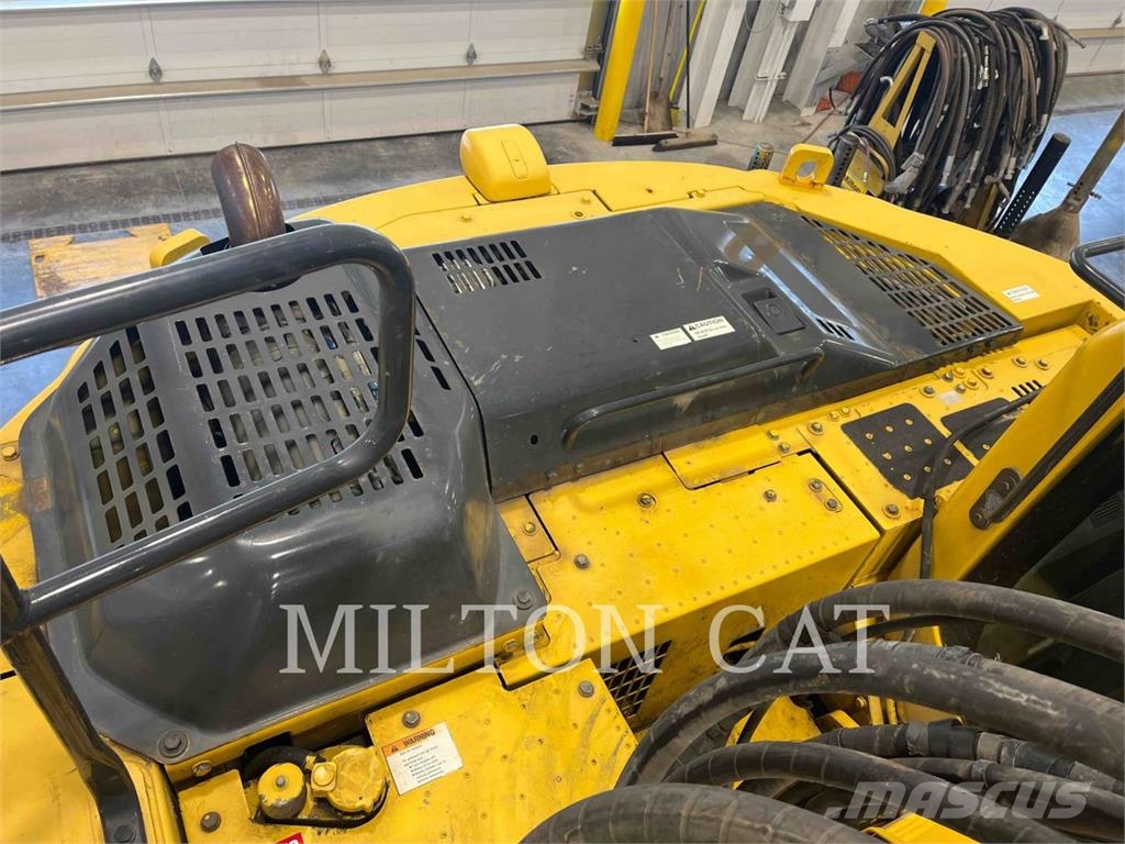 Komatsu PC228 Kāpurķēžu ekskavatori
