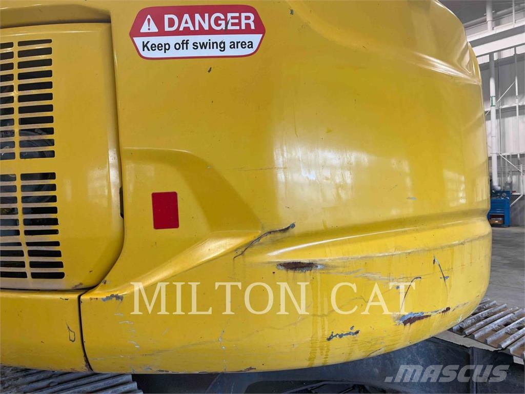 Komatsu PC228 Kāpurķēžu ekskavatori