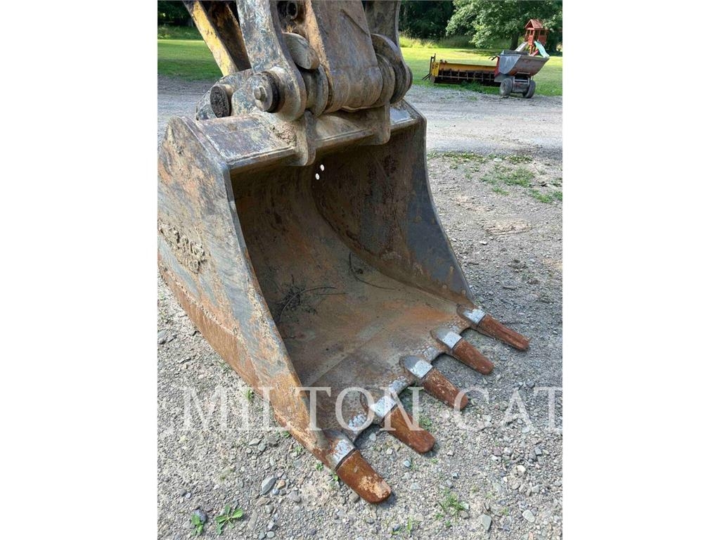 Komatsu PC228USL10 Rupsgraafmachines