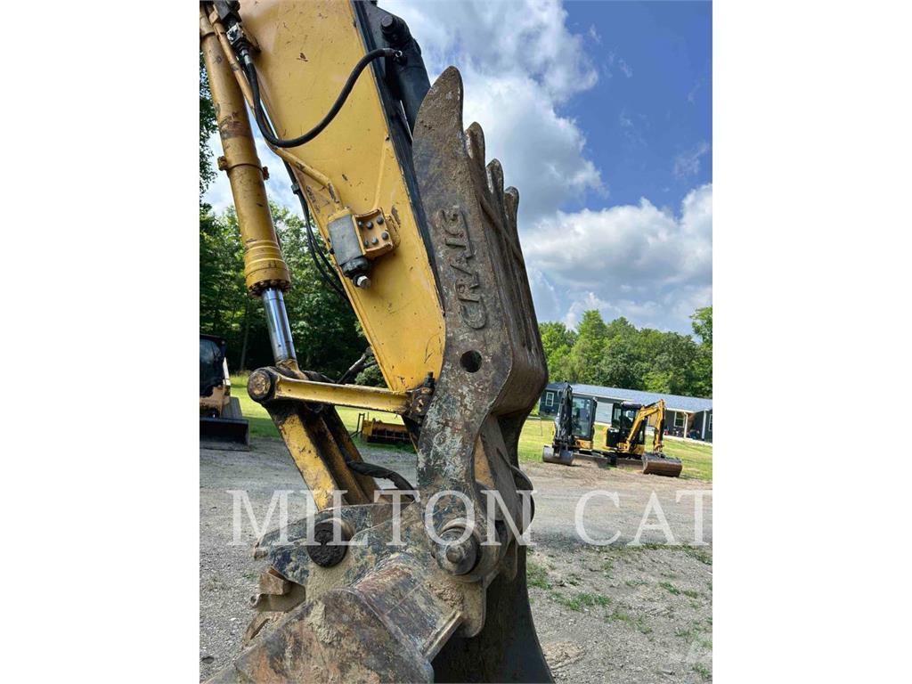 Komatsu PC228USL10 Rupsgraafmachines
