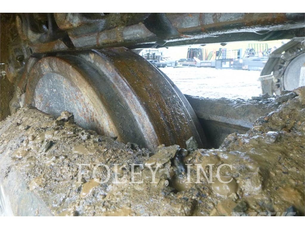 Komatsu PC360LC-11 حفارات زحافة