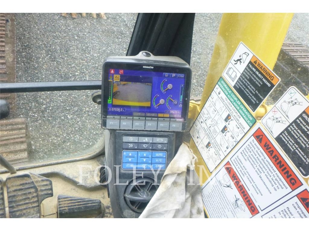 Komatsu PC360LC-11 حفارات زحافة