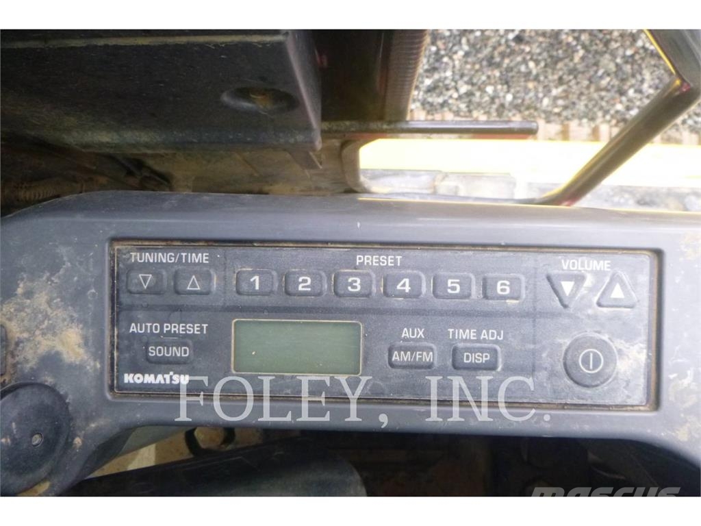 Komatsu PC360LC-11 حفارات زحافة