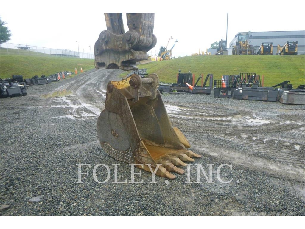Komatsu PC360LC-11 حفارات زحافة