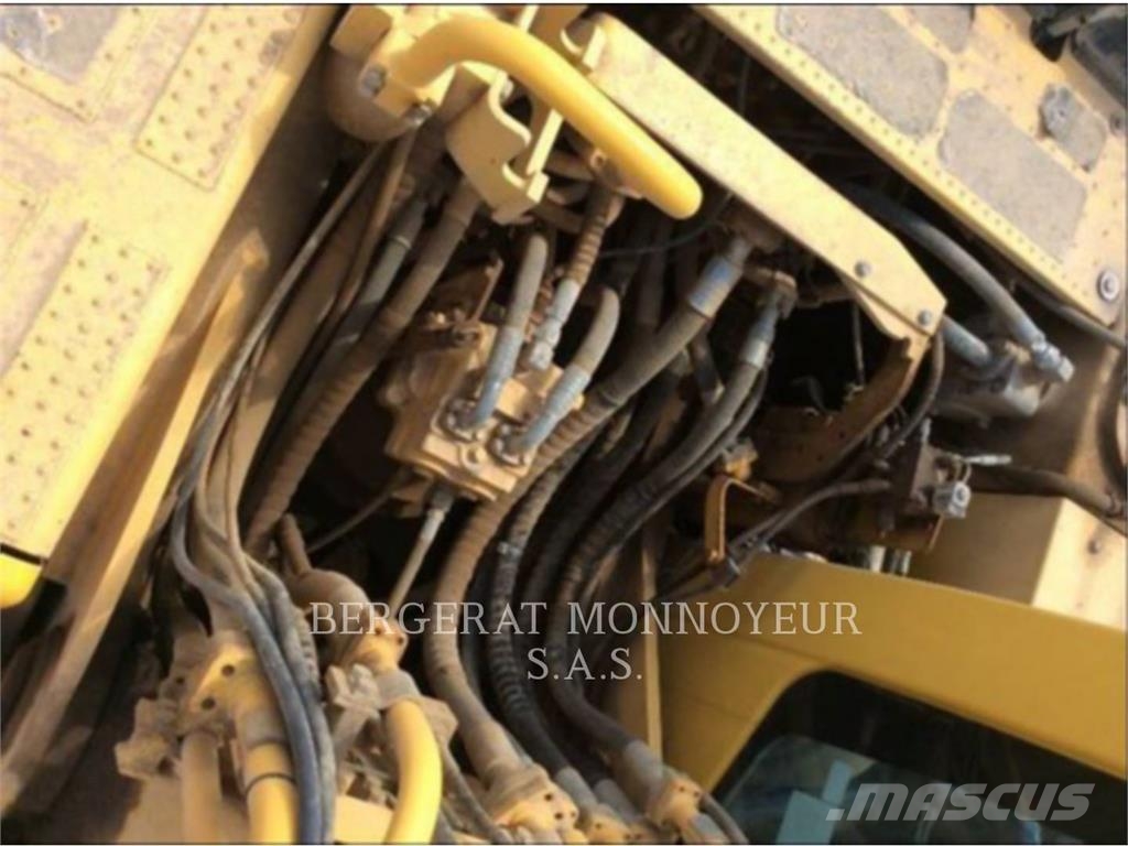 Komatsu PC360LC10 履带挖掘机