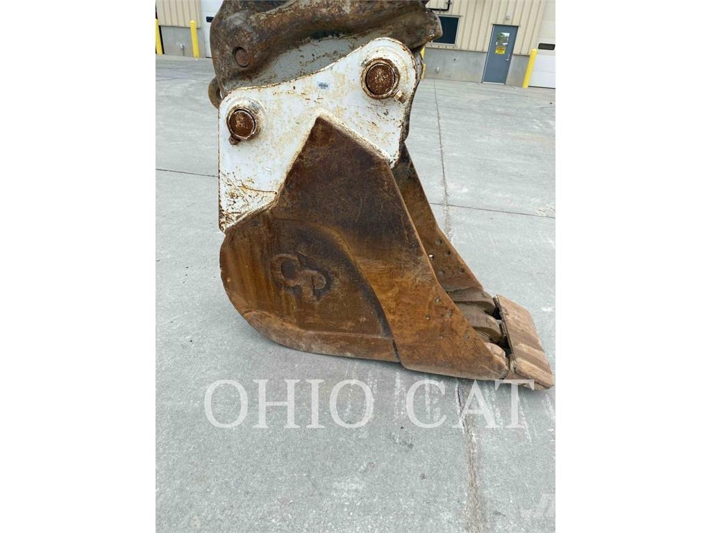Komatsu PC360LCI-11 حفارات زحافة