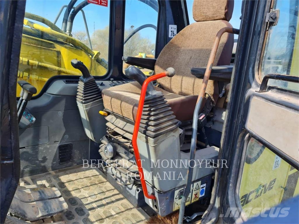 Komatsu PC450LCD-6K Crawler excavators