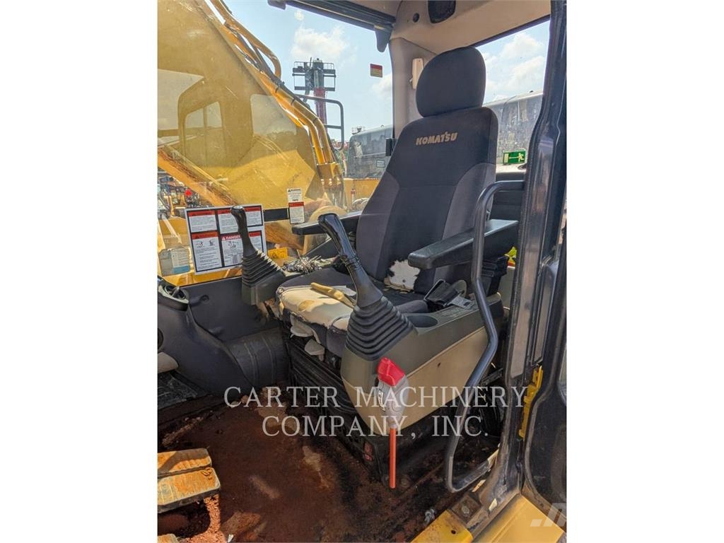 Komatsu PC490 Bagri goseničarji