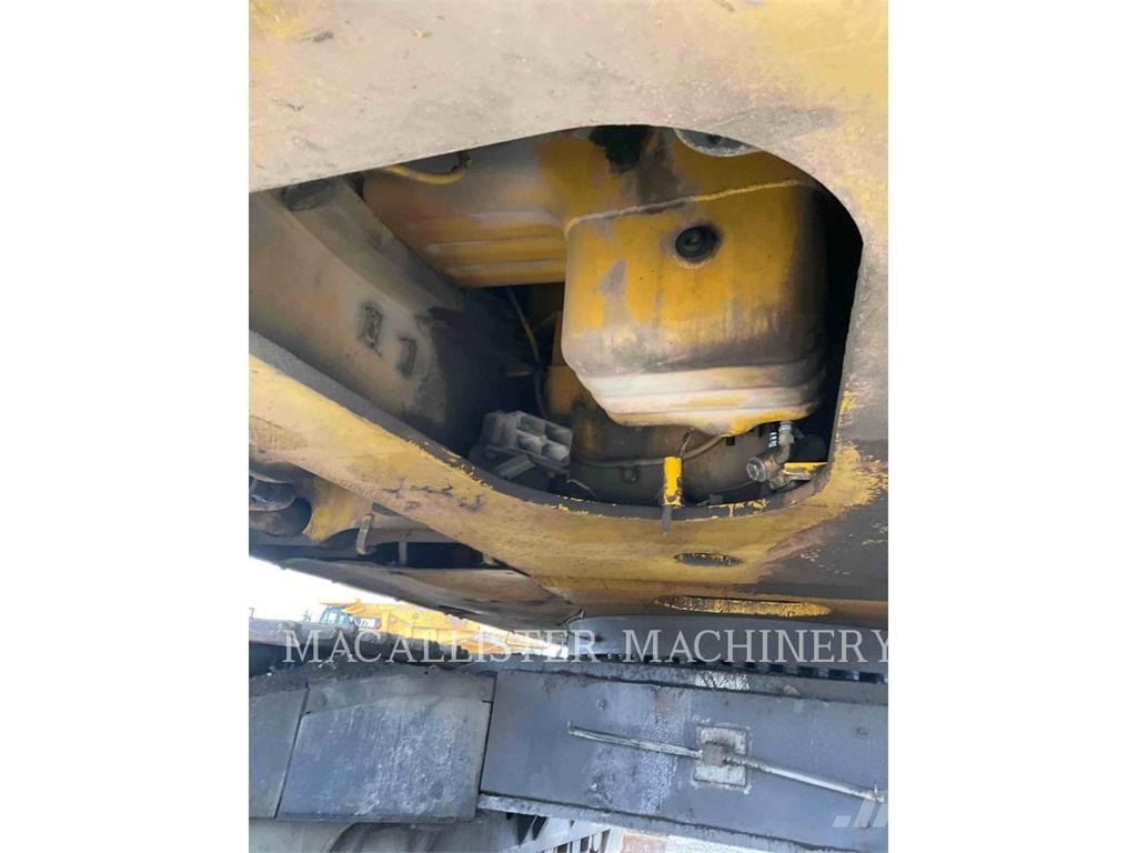 Komatsu PC750 Gravemaskiner på larvebånd
