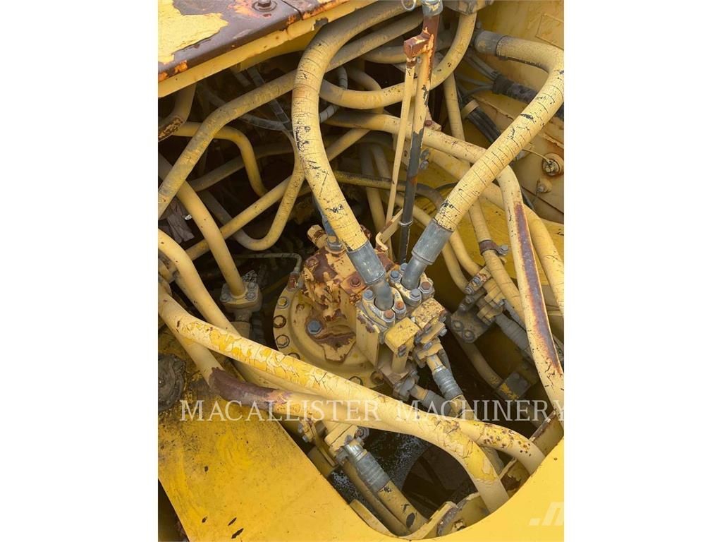 Komatsu PC750 Gravemaskiner på larvebånd