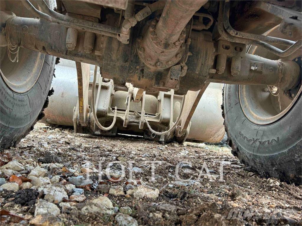 Komatsu WA320-8 Utovarivači na kotačima