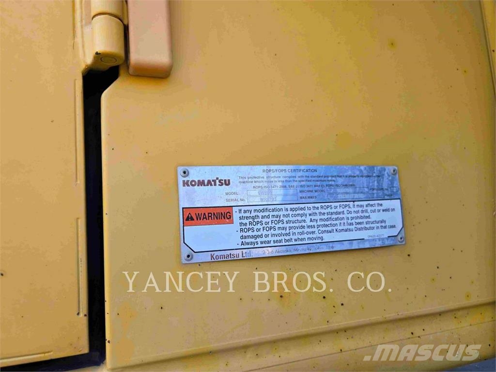 Komatsu WA470-8 Pale gommate