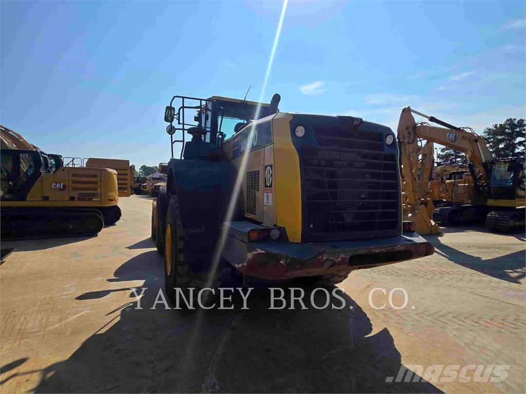 Komatsu WA470-8 Pale gommate