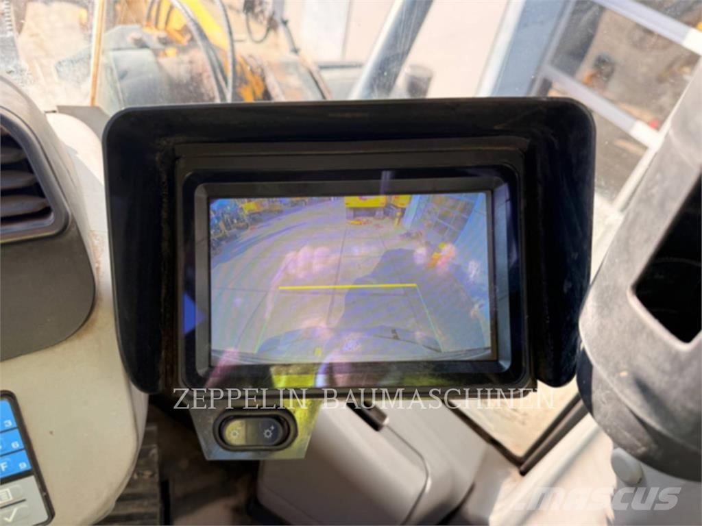 Komatsu WA480-8E0 Radlader