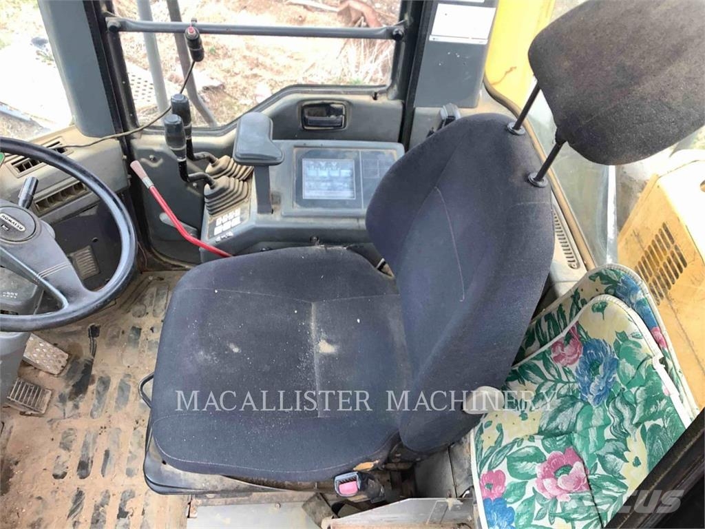 Komatsu WA500 Iekrāvēji uz riteņiem