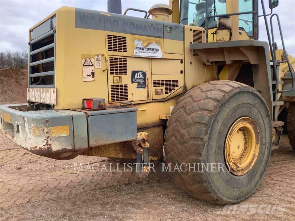 Komatsu WA500 Iekrāvēji uz riteņiem