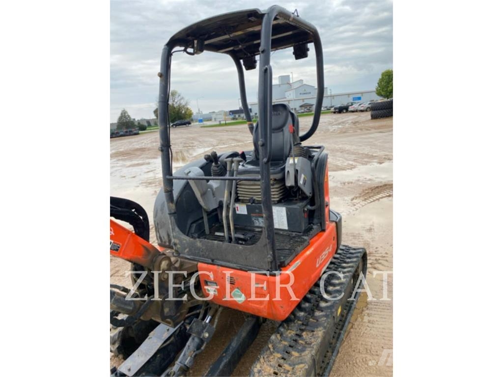 Kubota U35-4 Vikšriniai ekskavatoriai