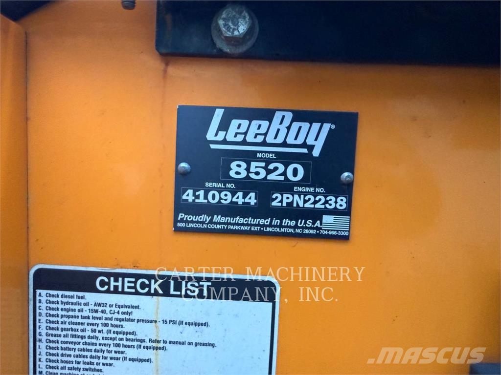 LeeBoy 8520C Asfalta klājēji