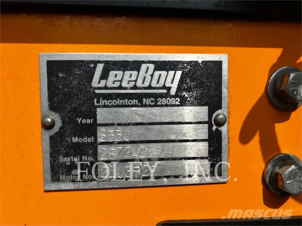 LeeBoy 8530 Asphalt pavers