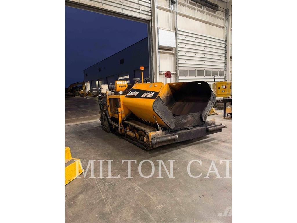 LeeBoy 8616B Asphalt pavers
