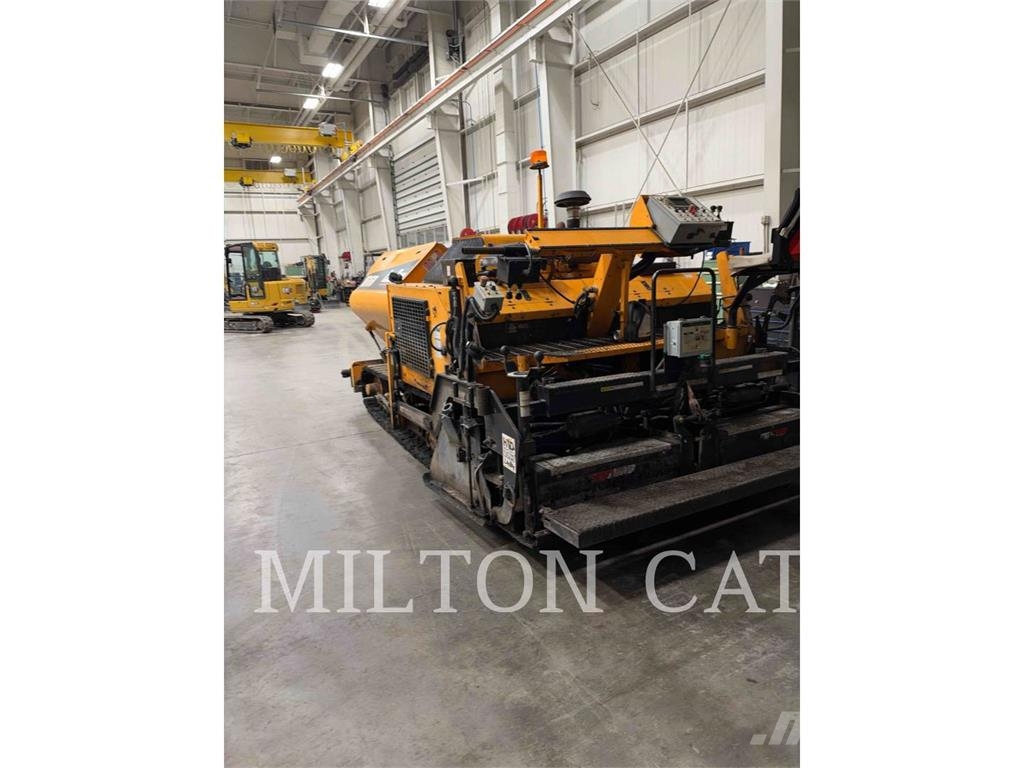 LeeBoy 8616B Asphalt pavers